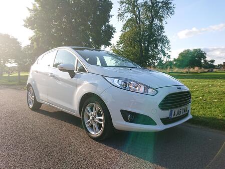 FORD FIESTA 1.0 T EcoBoost Zetec 