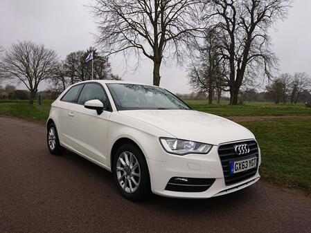 AUDI A3 1.2 TFSI SE 